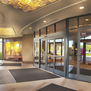 commercial door specialist Carpinteria