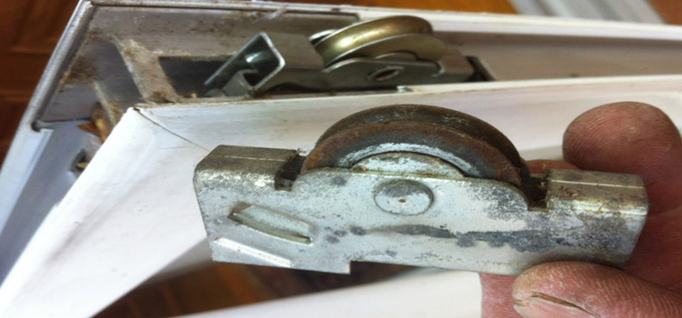 screen door roller repair in Carpinteria